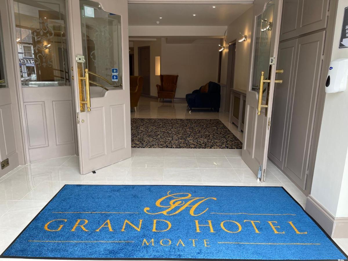 Grand Hotel Моут Екстер'єр фото